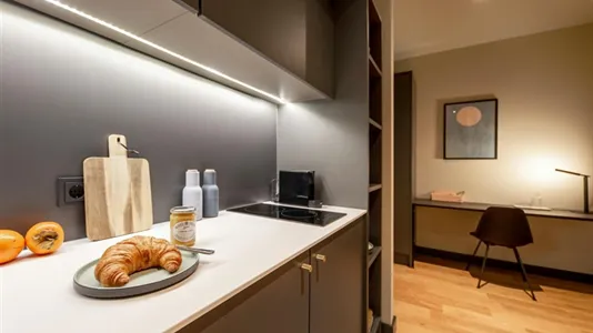 Apartments in Hamburg Eimsbuttel - photo 7