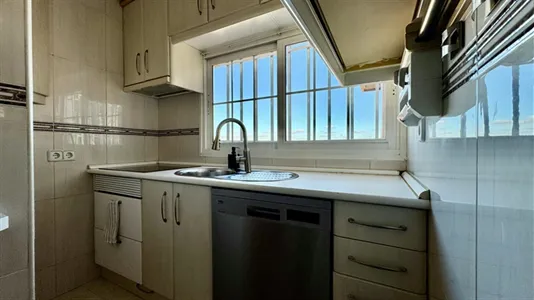 Rooms in Madrid Hortaleza - photo 10