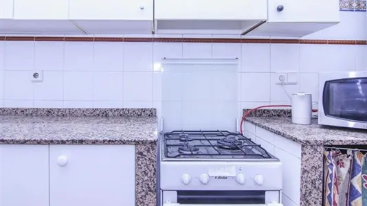 Rooms in Valencia La Zaidía - photo 10