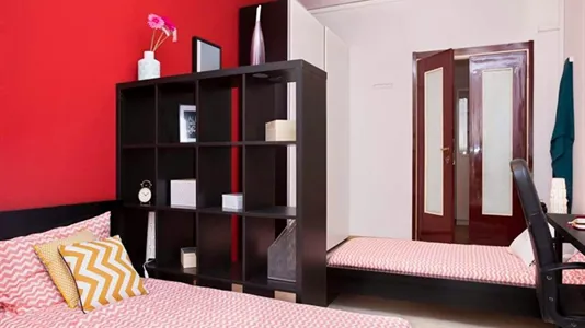 Rooms in Milano Zona 8 - Fiera, Gallaratese, Quarto Oggiaro - photo 2
