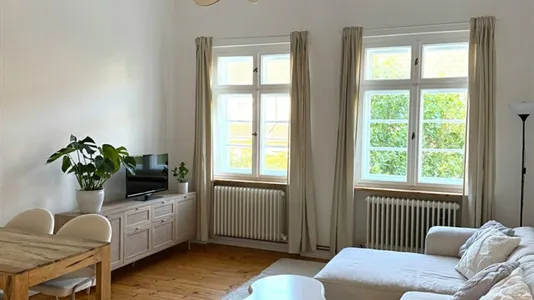 Apartments in Berlin Charlottenburg-Wilmersdorf - photo 1