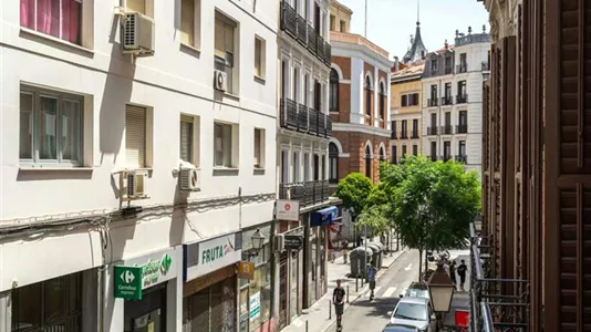 Rooms in Madrid Chamberí - photo 7