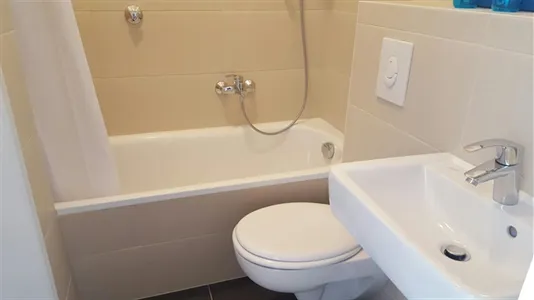 Rooms in Berlin Friedrichshain-Kreuzberg - photo 9