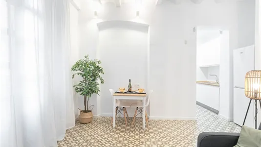 Apartments in Barcelona Ciutat Vella - photo 6