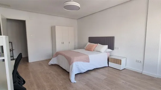 Rooms in Elche/Elx - photo 8