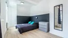 Room for rent, Brussels Schaarbeek, Brussels, &lt;span class=&quot;blurred street&quot; onclick=&quot;ProcessAdRequest(9797474)&quot;&gt;&lt;span class=&quot;hint&quot;&gt;See streetname&lt;/span&gt;[xxxxxxxxxxxxx]&lt;/span&gt;