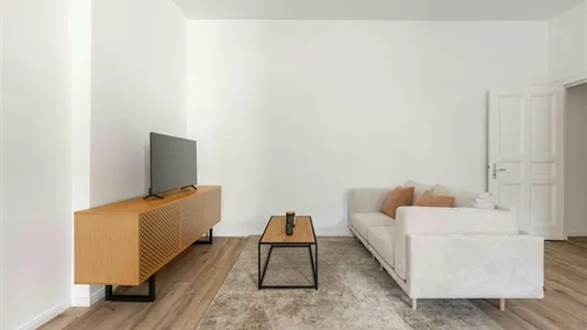 Apartments in Berlin Mitte - photo 1