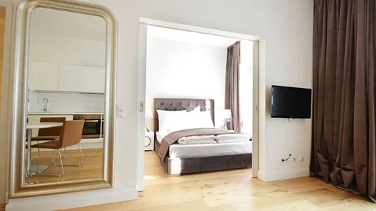 Apartments in Frankfurt Süd - photo 4