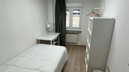 Room for rent in Adaro, Comunidad de Madrid