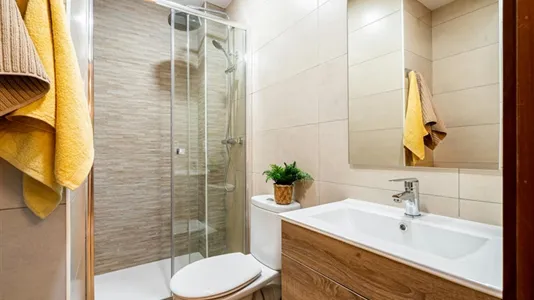 Rooms in Barcelona Sarrià-St. Gervasi - photo 9