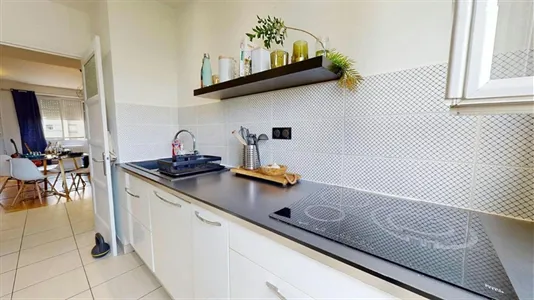 Apartments in Lyon - photo 9