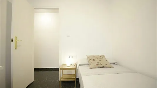 Rooms in Valencia Ciutat Vella - photo 4