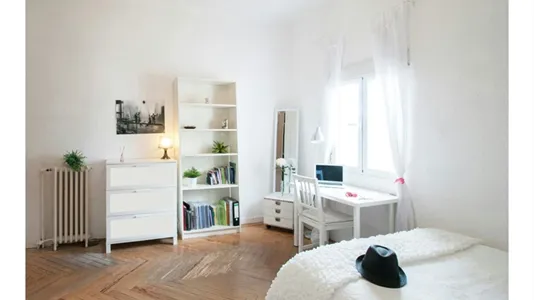 Rooms in Madrid Centro - photo 7
