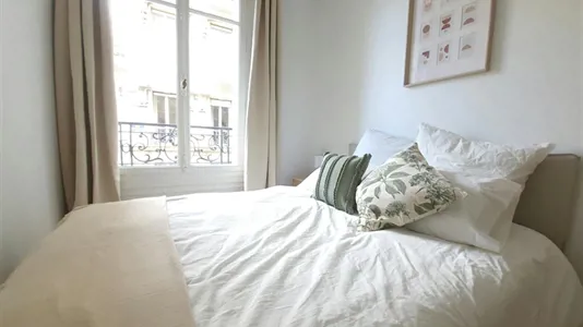 Rooms in Paris 8ème arrondissement - photo 1