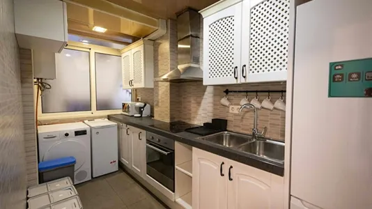 Rooms in El Prat de Llobregat - photo 4