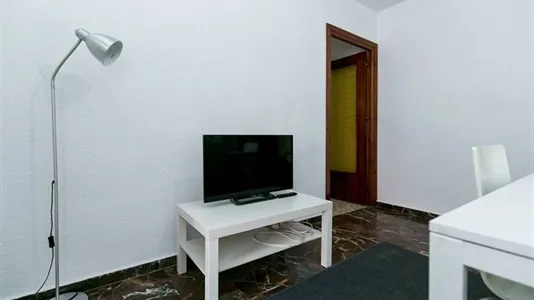 Rooms in Granada - photo 6