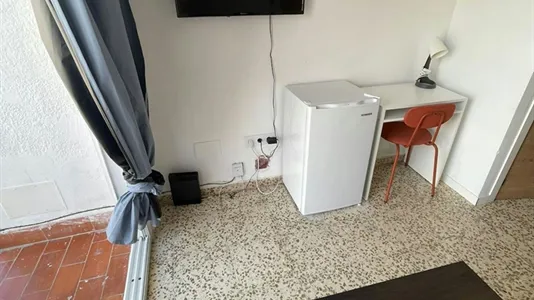 Rooms in Málaga - photo 5