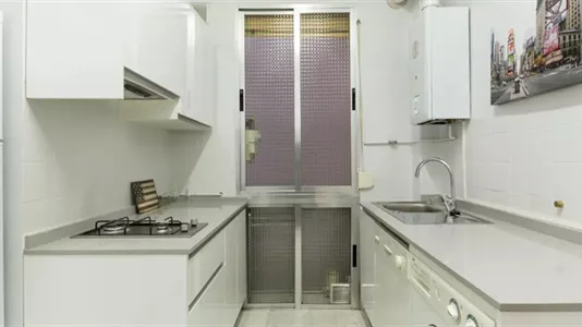 Rooms in Madrid Chamberí - photo 6