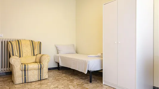 Apartments in Bologna - photo 6