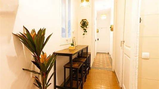 Rooms in Barcelona Eixample - photo 7