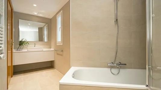 Rooms in Madrid Chamartín - photo 7