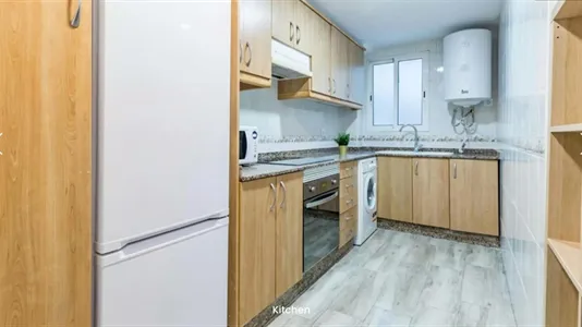 Rooms in Tavernes Blanques - photo 8