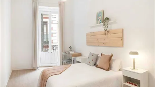 Rooms in Madrid Centro - photo 6