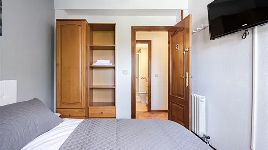 Rooms in Alcalá de Henares - photo 4