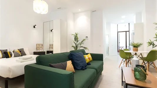 Apartments in Barcelona Ciutat Vella - photo 7