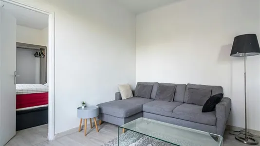 Apartments in Nanterre - photo 8