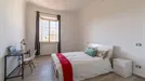 Room for rent, Florence, Toscana, &lt;span class=&quot;blurred street&quot; onclick=&quot;ProcessAdRequest(7738458)&quot;&gt;&lt;span class=&quot;hint&quot;&gt;See streetname&lt;/span&gt;[xxxxxxxxxxxxx]&lt;/span&gt;