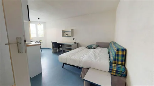 Apartments in Lyon - photo 5