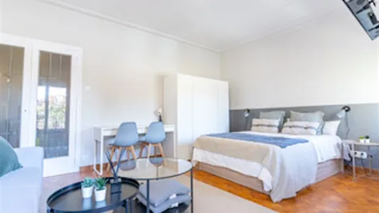 Rooms in Barcelona Eixample - photo 5