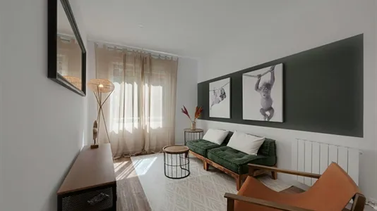 Rooms in Barcelona Eixample - photo 10