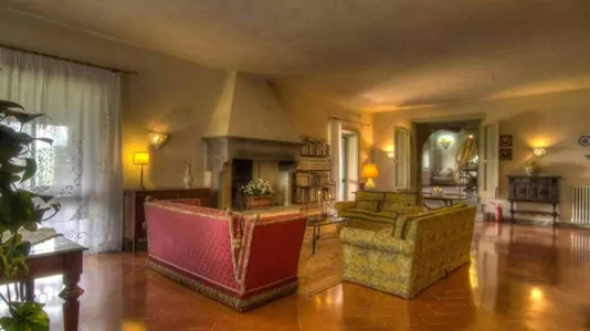 Houses in Lastra a Signa - photo 4