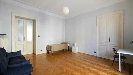 Rooms in Turin - photo 2