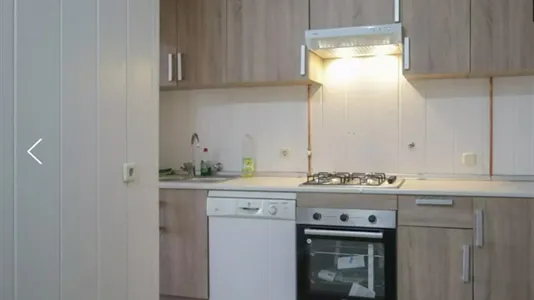 Rooms in Madrid Tetuán - photo 9