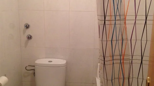 Rooms in Barcelona Ciutat Vella - photo 6