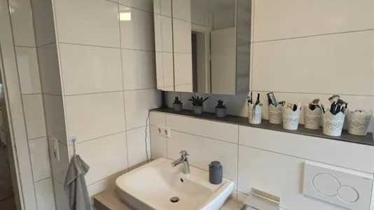 Rooms in Esslingen - photo 2