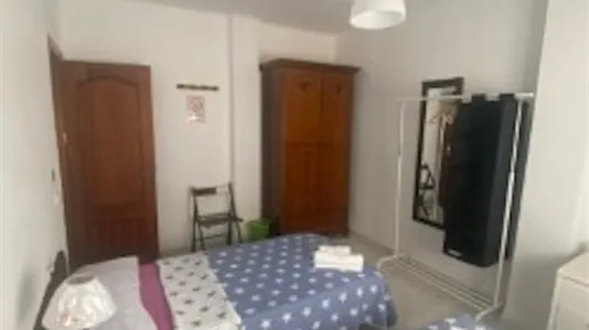 Rooms in Málaga - photo 5