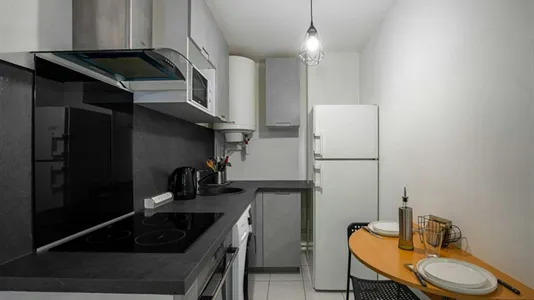 Apartments in Argenteuil - photo 4