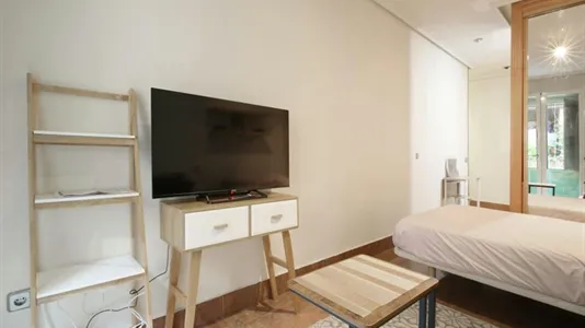 Apartments in Madrid Centro - photo 6