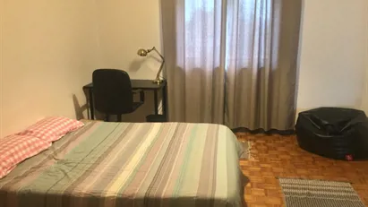 Room for rent in Porto (Distrito)