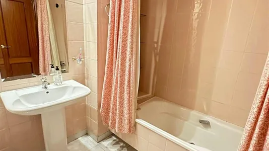 Rooms in Granada - photo 4