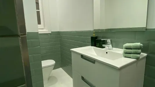 Rooms in Madrid Centro - photo 9