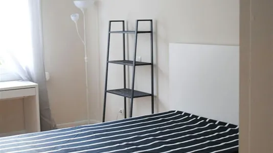 Rooms in Madrid Salamanca - photo 4