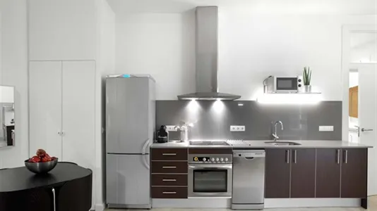 Apartments in Barcelona Ciutat Vella - photo 8