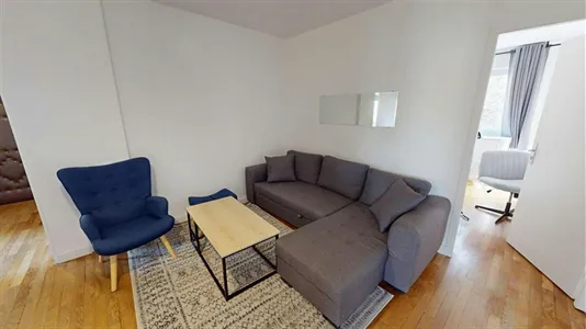 Rooms in Saint-Julien-en-Genevois - photo 7