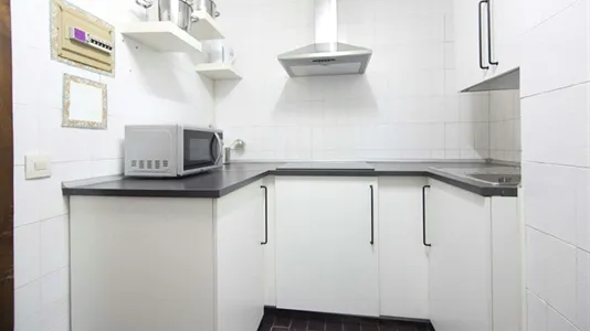 Rooms in Madrid Chamartín - photo 9