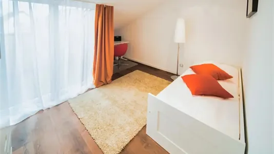 Houses in Cologne Rodenkirchen - photo 9